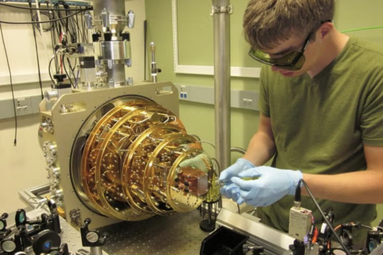 U.S. Risks Falling Behind in Quantum Race, Colorado Leaders Warn